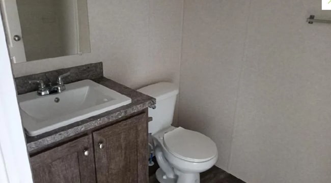 Foto del edificio - 505 Elmwood Ln