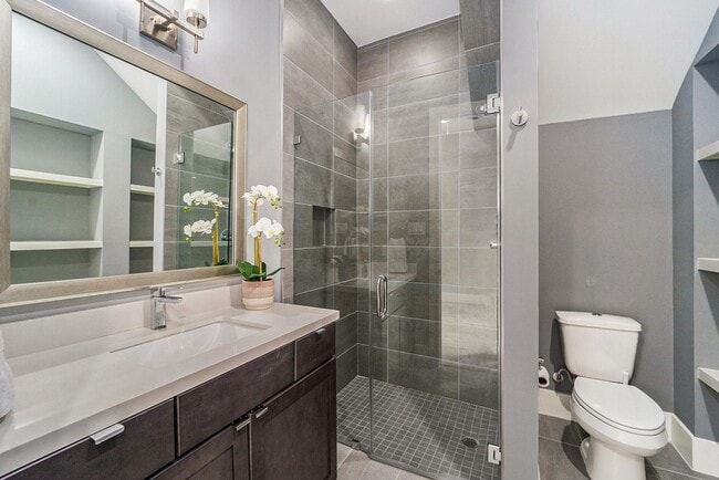 Building Photo - 1507 Truxillo St