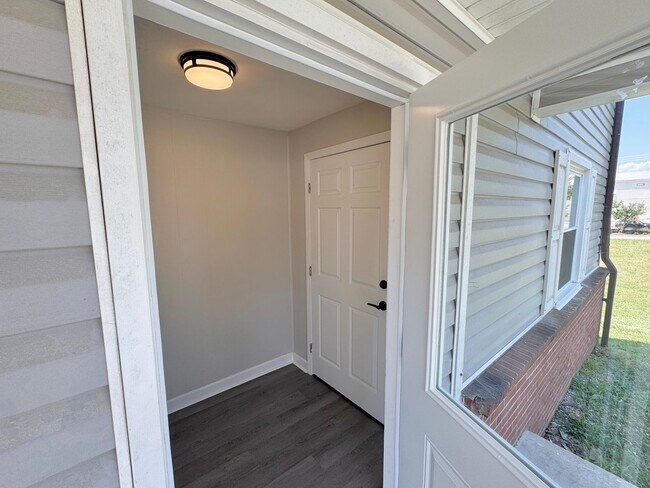 Foto del edificio - 224 28th Ave Pl NE