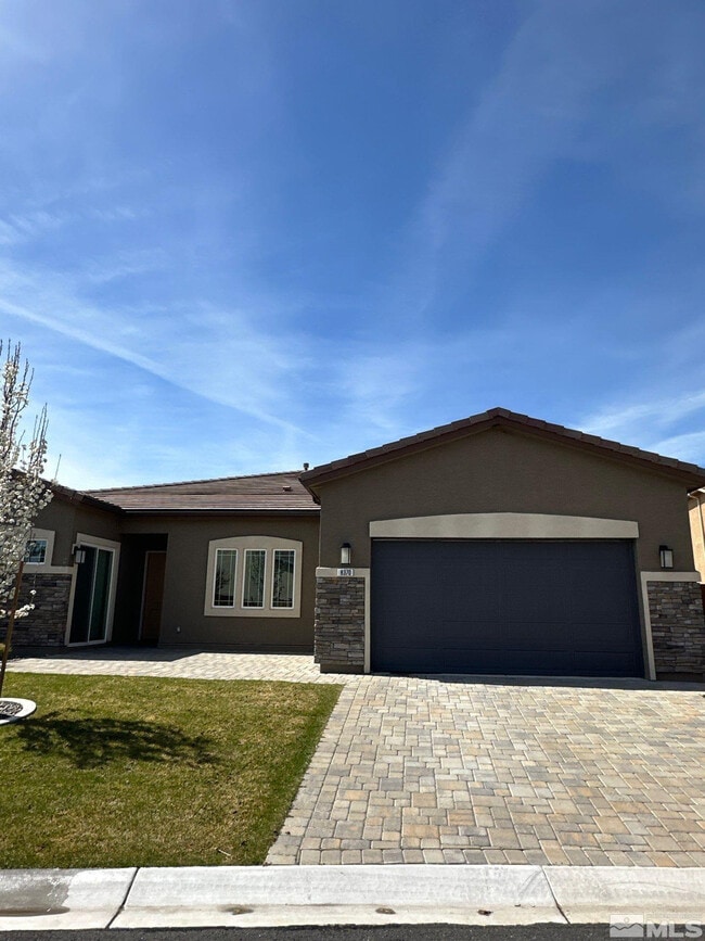 Building Photo - 8370 Simsbury Dr