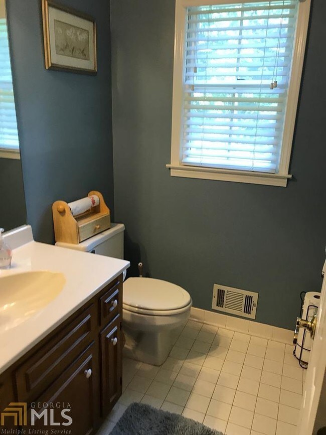 Foto del edificio - 3023 Hanover Ln SE