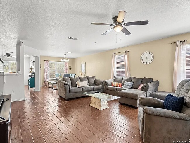 Building Photo - 434 Terra Cotta