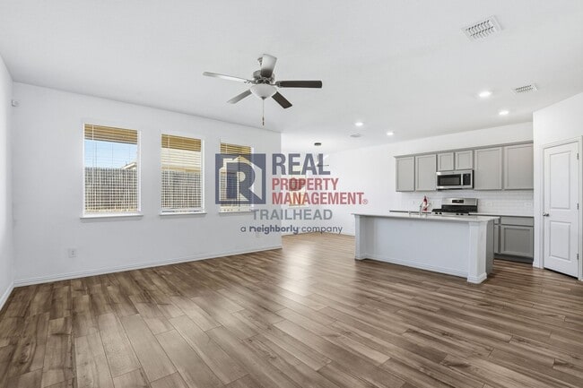 Building Photo - Well-Designed 4-Bedroom Home with Modern Finishes in Haslet