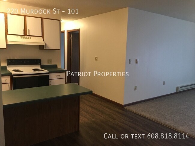 Building Photo - 2 bedroom/ 1 bath apartment in Tomah, WI