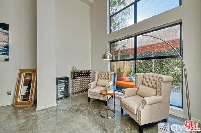 Foto del edificio - 4115 Glencoe Ave