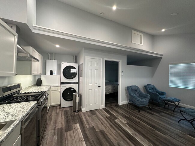 Building Photo - Stunning 1+1 ADU in Agoura Hills