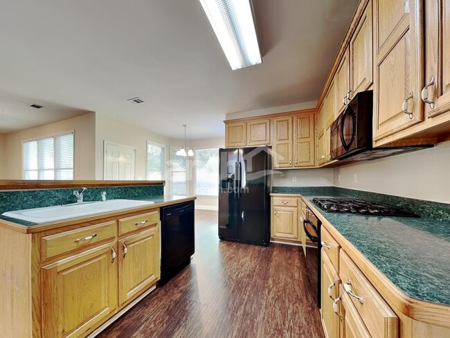Building Photo - 1315 Killian Shoals Way SW