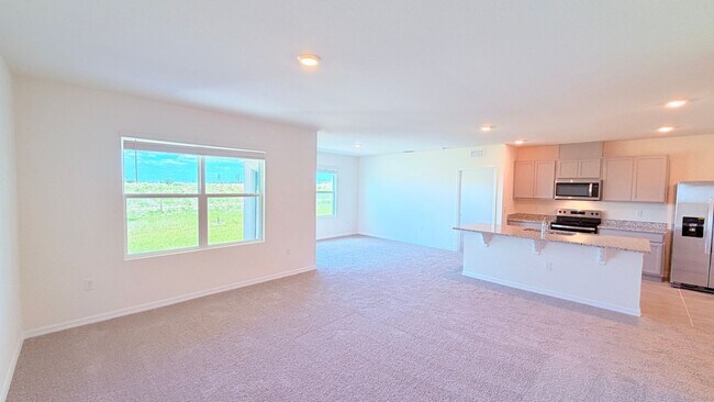 Foto del edificio - Brand New 3BR Home in Haines City | Washer & Dryer + HOA Community