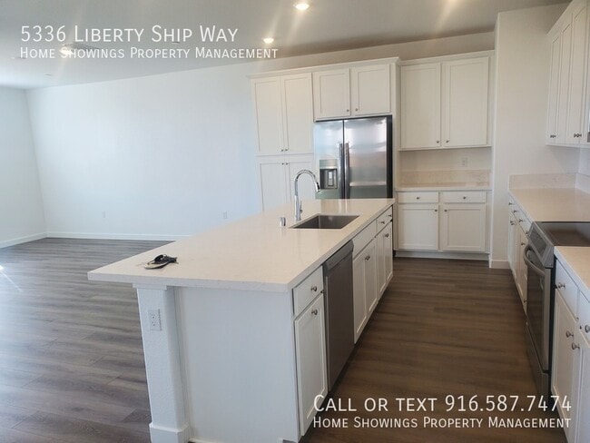 Building Photo - 5336 Liberty Ship Wy