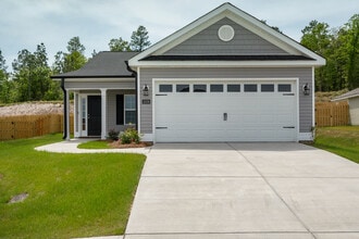 Building Photo - 3009 Brems Dr