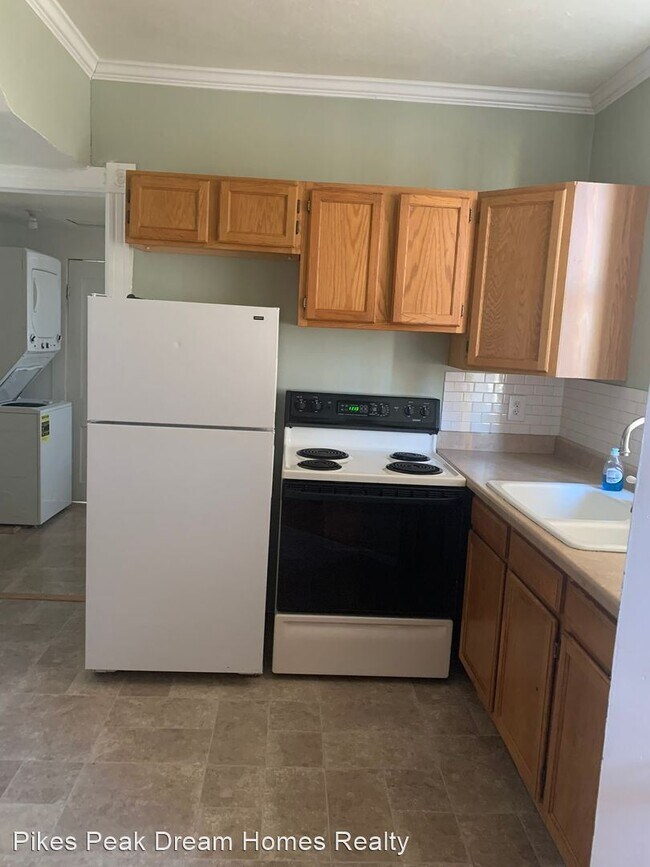 Building Photo - 2 br, 1 bath House - 1638 S Cascade Ave