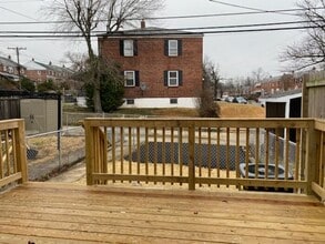 Building Photo - 8500 Willow Oak Rd