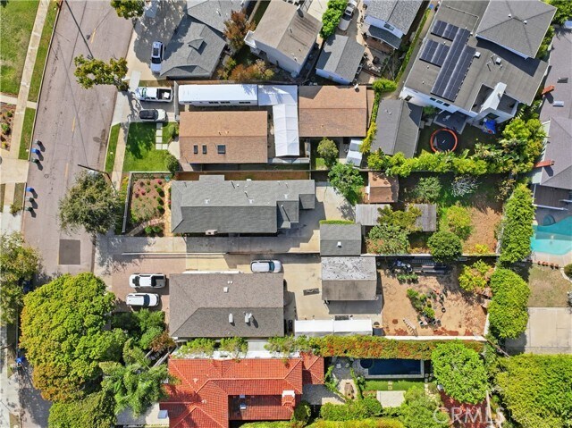 Foto del edificio - 815 S Juanita Ave