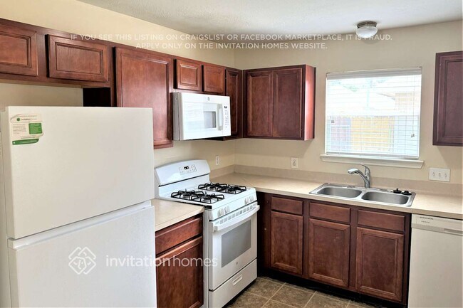 Foto del edificio - 6348 Austinville Dr