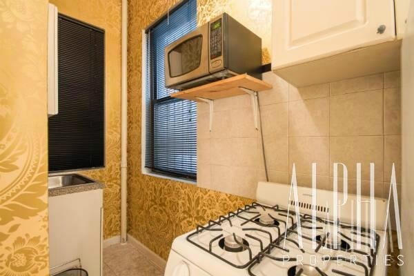 Foto del edificio - 528 E 13th St