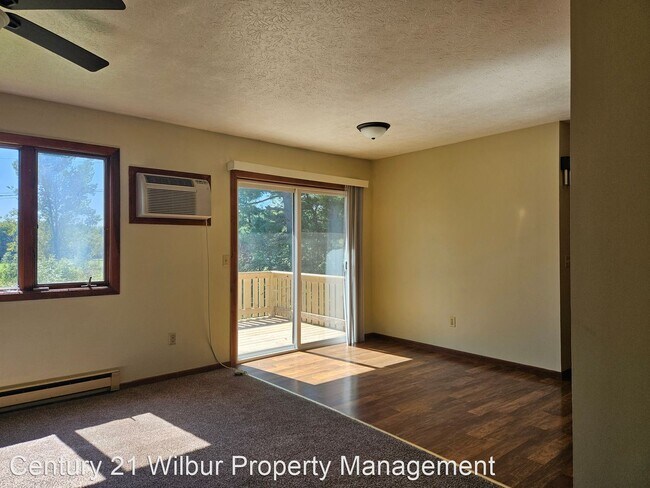 Foto del edificio - 2 br, 1.5 bath House - 3387 Biltz Rd