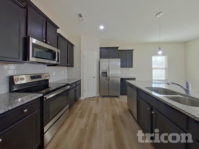 Foto del edificio - 106 Spring Knoll Dr