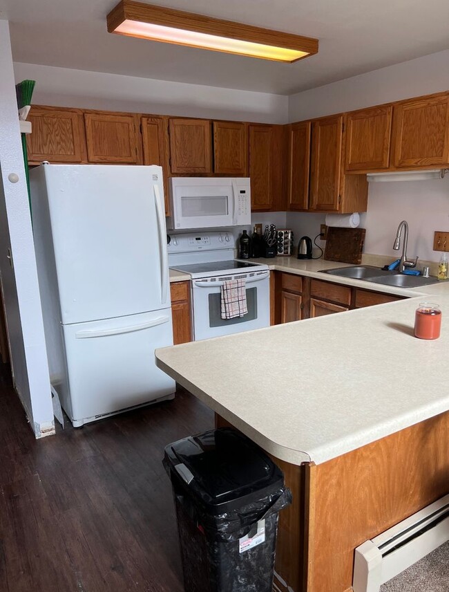 Foto del edificio - 222 Timberline Dr