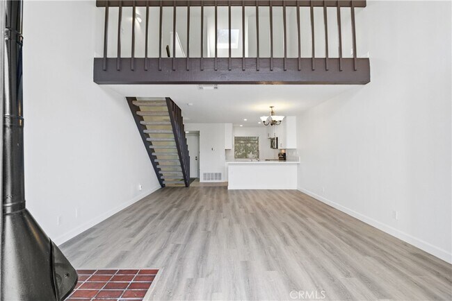 Foto del edificio - 80 Lakepines-