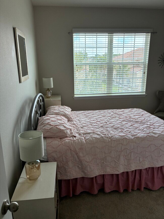 Foto del edificio - 8332 Enclave Way