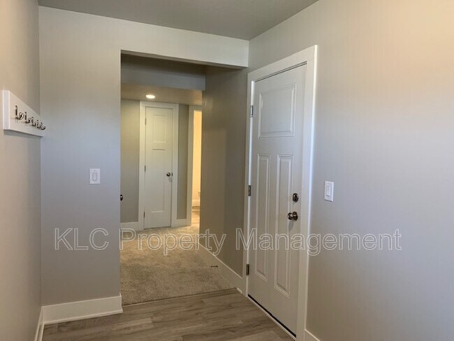 Foto del edificio - 418 NE Whitetail Dr