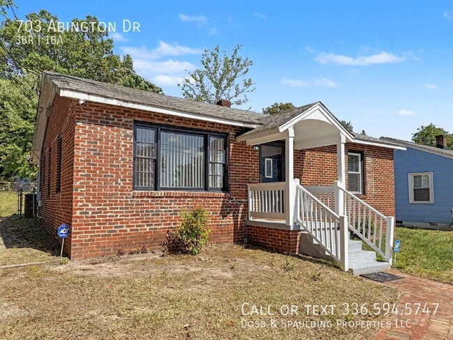 Foto del edificio - 703 Abington Dr