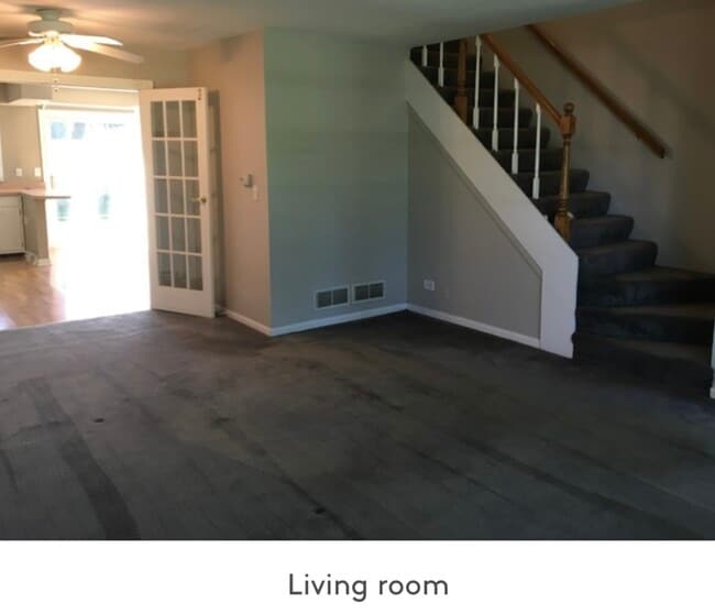 Building Photo - 845 Country Club Dr