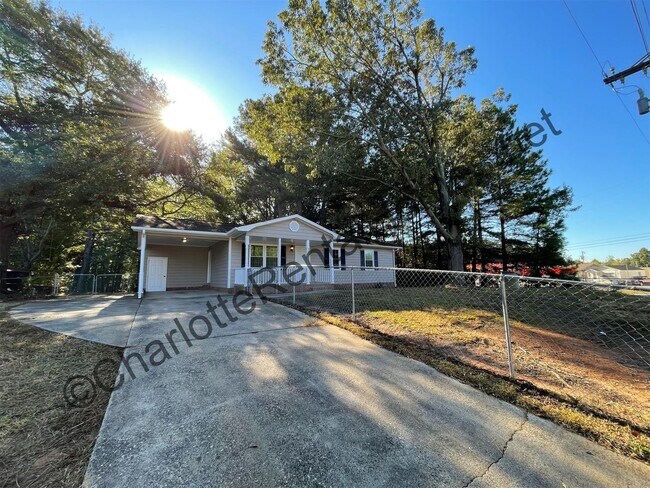 Foto del edificio - Nice 3 bedroom home in Dallas
