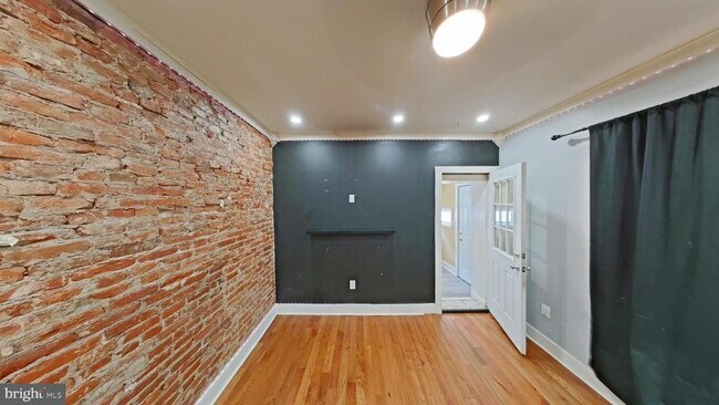 Foto del edificio - 126 N 53rd St