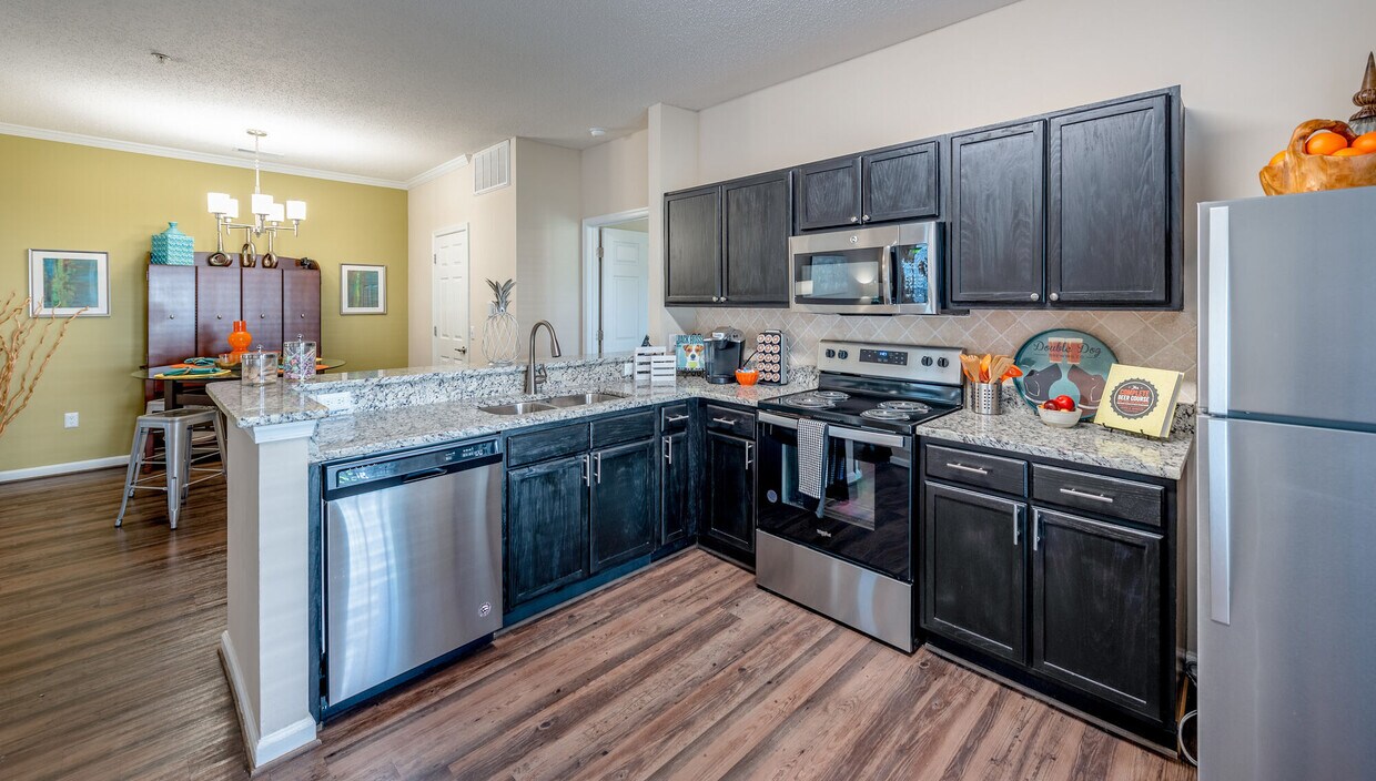 Monticello At Powhatan Apartments in Williamsburg, VA