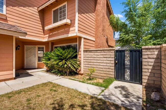 Foto del edificio - 45322 Pickford Ave