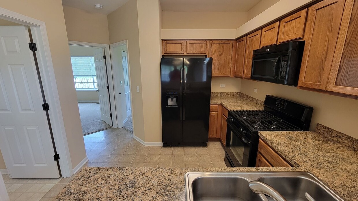 Primary Photo - 2 BEDROOM, 1.1 BATH RANCH 1/2 DUPLEX