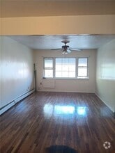 Building Photo - 1464 E 84th St