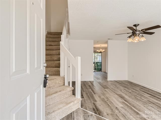 Building Photo - 8281 Golf Ridge Dr