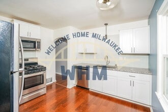 Building Photo - 4902 W Lynndale Ave