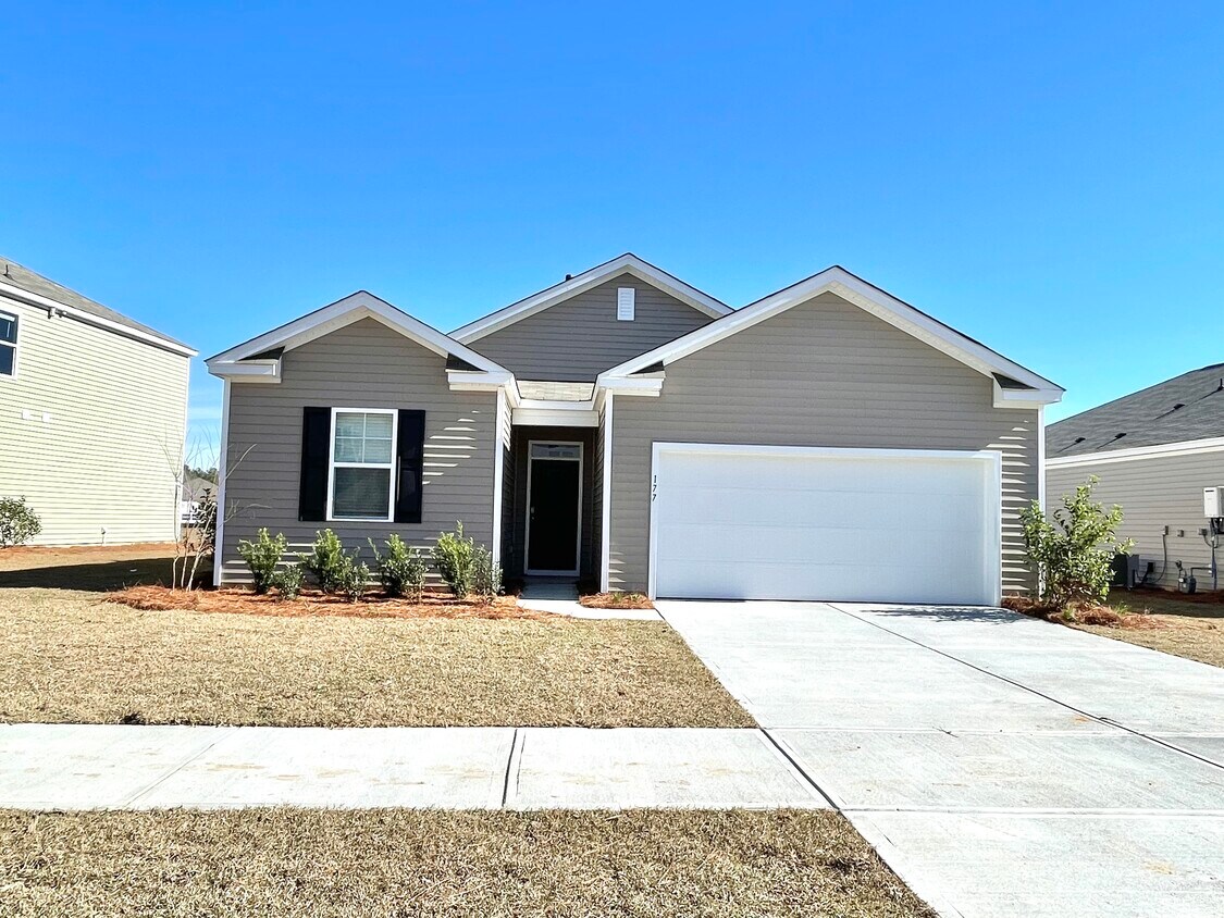 Foto principal - 177 Oakwood Blvd