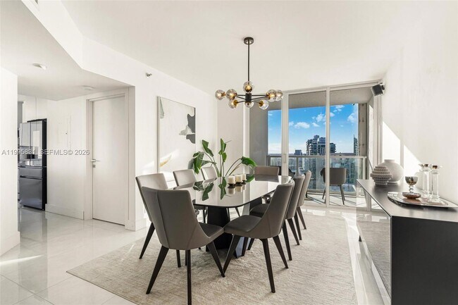 Foto del edificio - 16485 Collins Ave