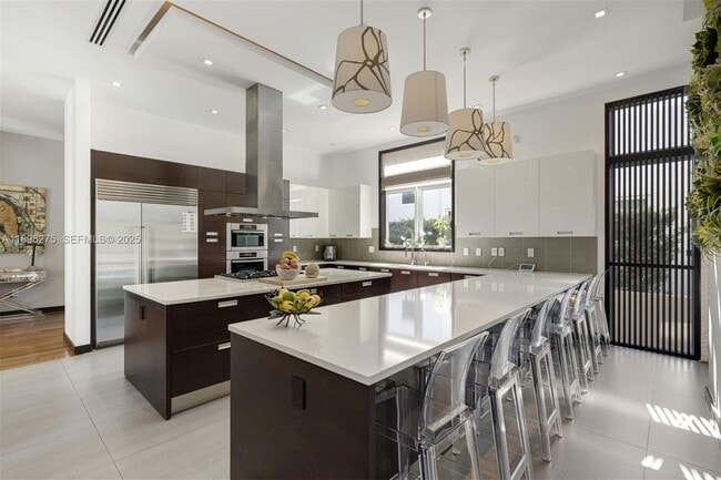 Building Photo - 765 Allendale Rd