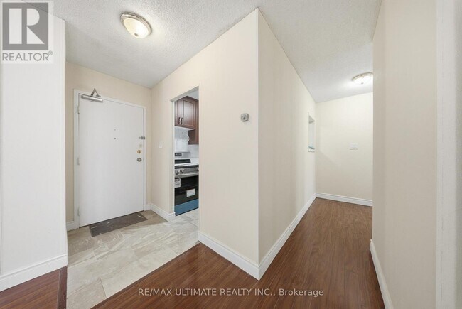 Building Photo - 390 Dixon Rd