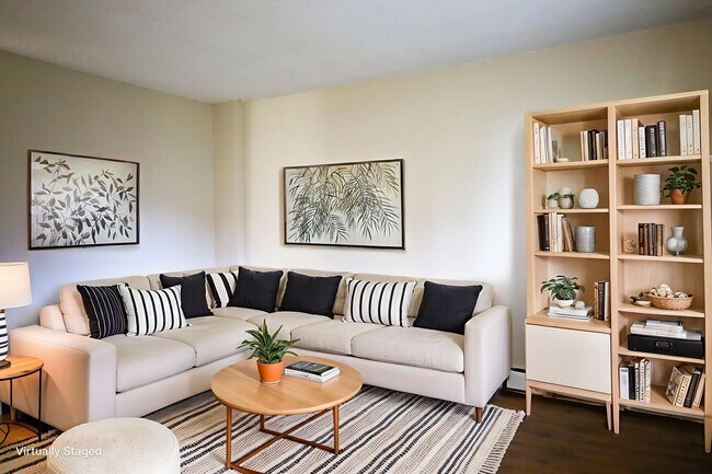 Photo du bâtiment - Bridgeland Hillside Apartments