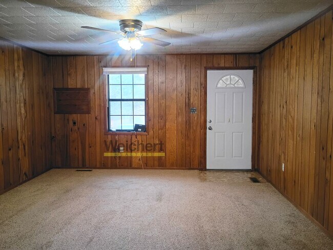 Foto del edificio - 814 E Unity Rd