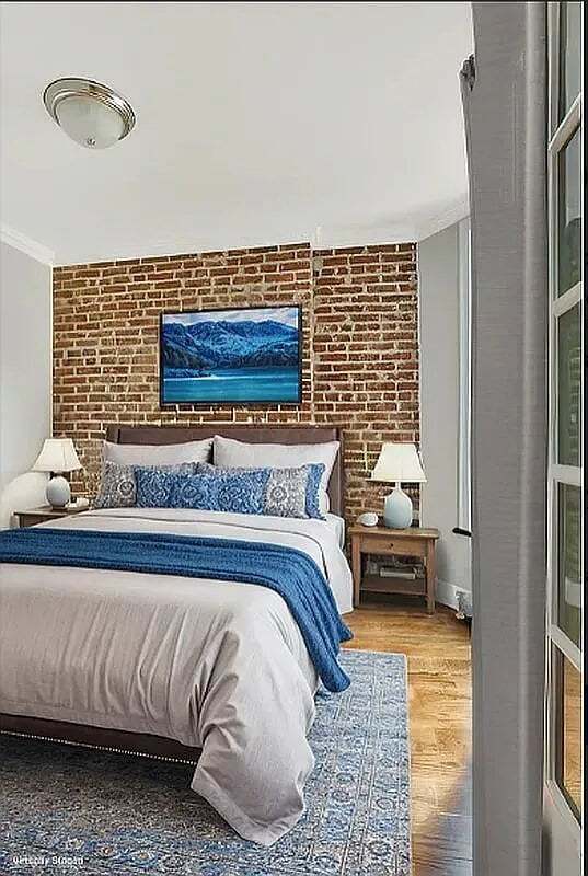 Foto del edificio - 722 10th Ave