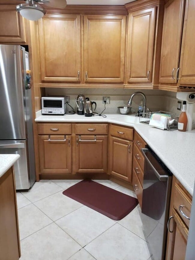 Building Photo - 3980 Oaks Clubhouse Dr