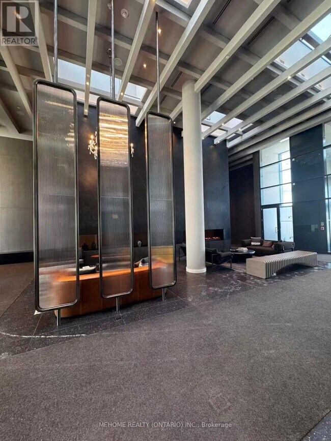 Photo du bâtiment - 8 Interchange Wy