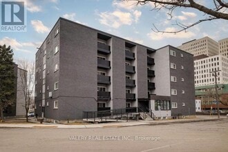 Building Photo - 50 Selkirk St