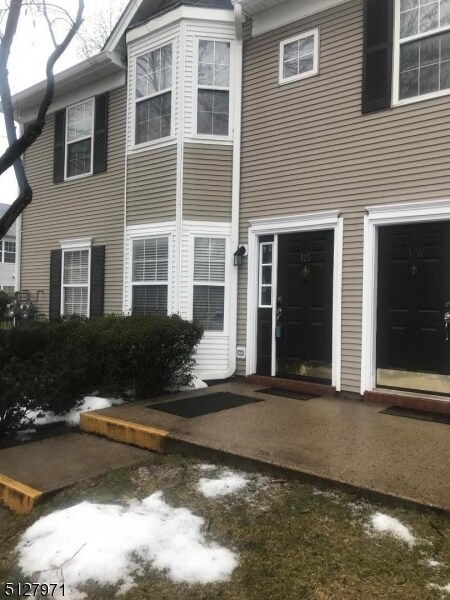 Foto del edificio - 127 Williamson Ct