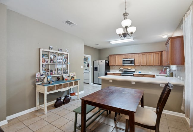 Building Photo - 2108 Narrow Glen Pky