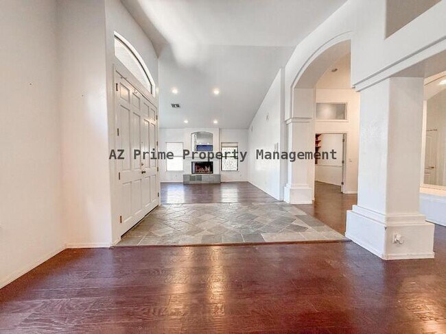 Foto del edificio - 5501 E Shea Blvd