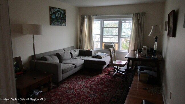 Foto del edificio - 393 Albany Ave