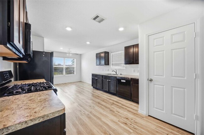 Foto del edificio - 14502 Andover Birch Dr